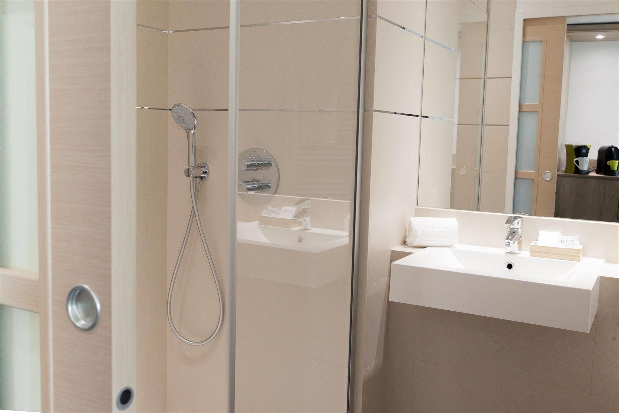 Quality Hotel Bordeaux Pessac Gradignan Eksteriør billede